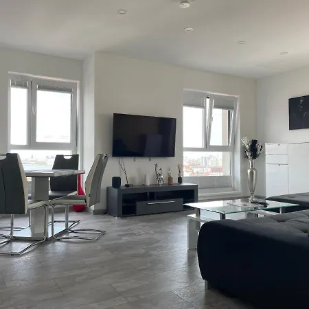 Marvelous 4 Penthouse Rooftop Terrace W14+w15 Apartment