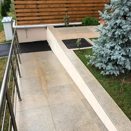 Marvelous 4 Penthouse Rooftop Terrace W14+w15 * Boekarest