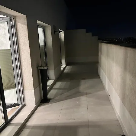 Marvelous 4 Penthouse Rooftop Terrace W14+w15 *