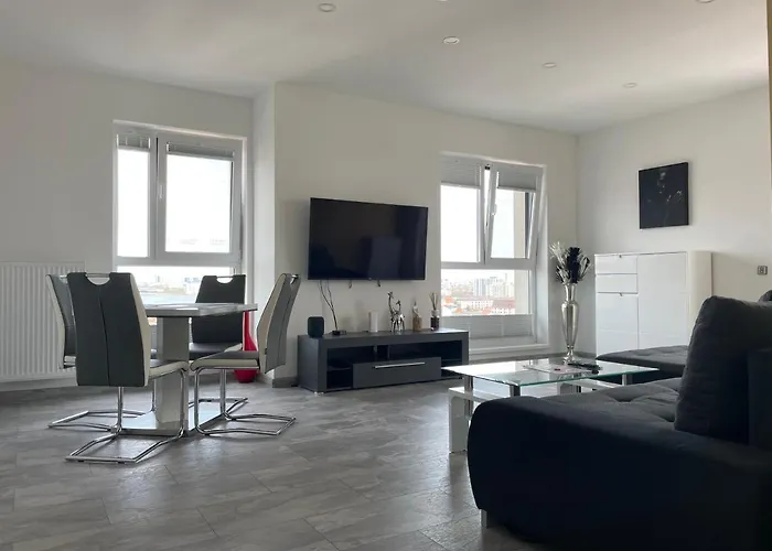 Marvelous 4 Penthouse Rooftop Terrace W14+w15 شقة