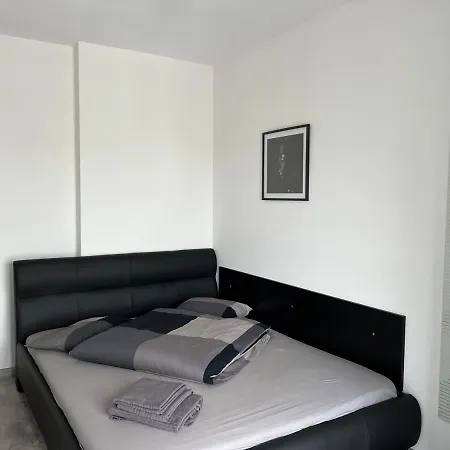 Marvelous 4 Penthouse Rooftop Terrace W14+w15 * Bukarest