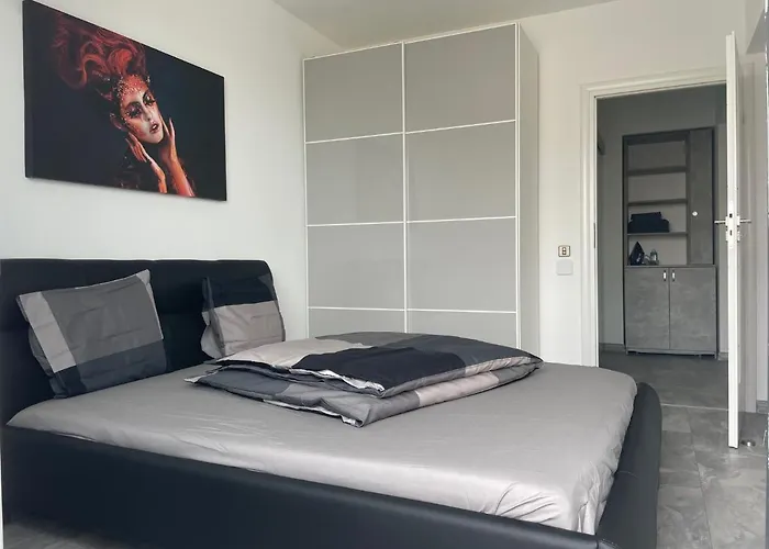 Apartment Marvelous 4 Penthouse Rooftop Terrace W14+w15