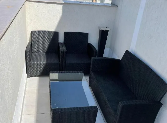 アパート Marvelous 4 Penthouse Rooftop Terrace W14+w15 *