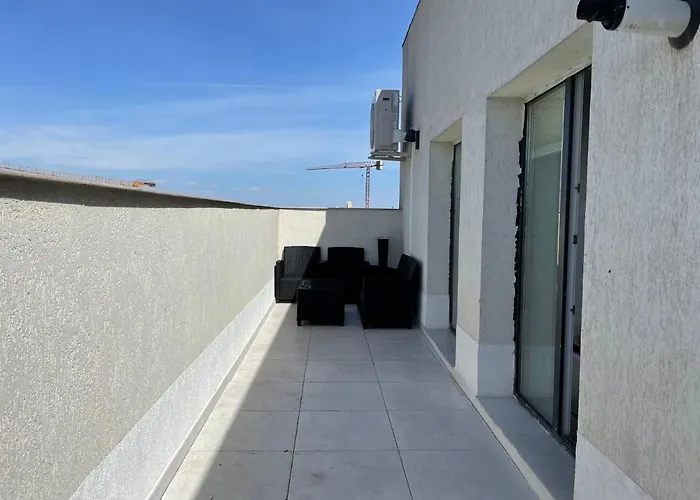 Marvelous 4 Penthouse Rooftop Terrace W14+w15 Bucarest